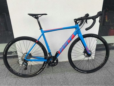 felt f40x 2018
